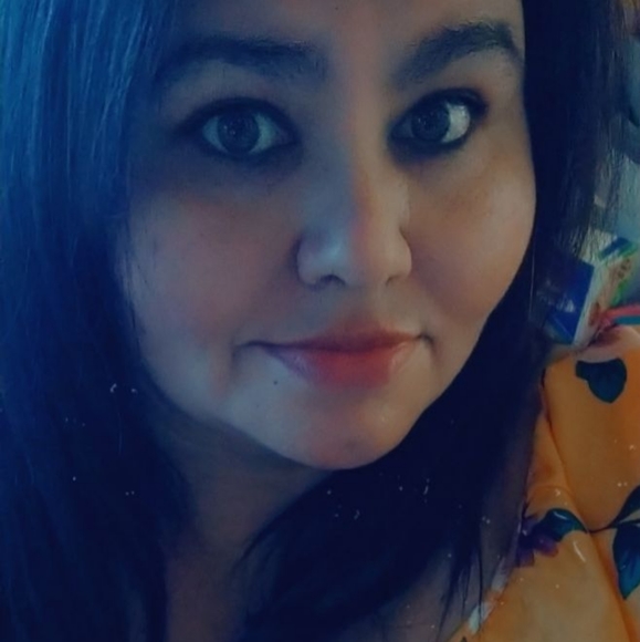 Meet your Posher, Mariana - Picture 3 of 8